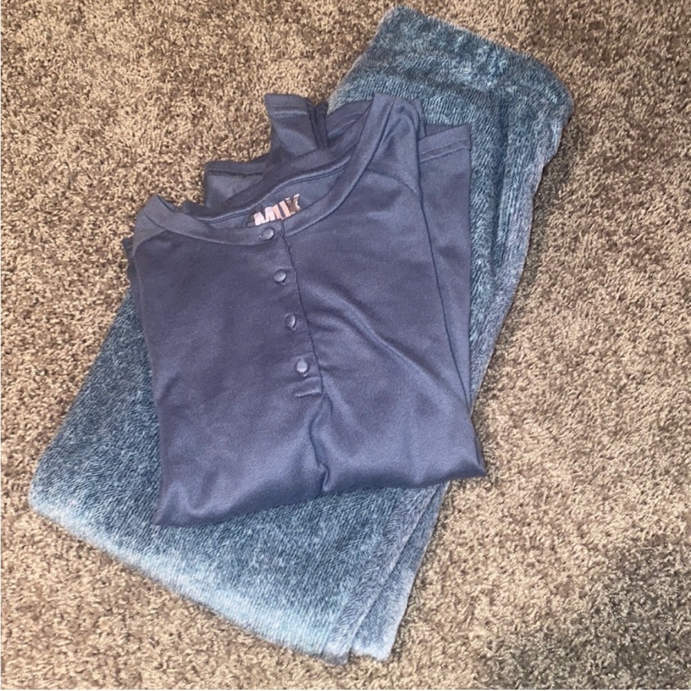 Muk Luks Pajama Set